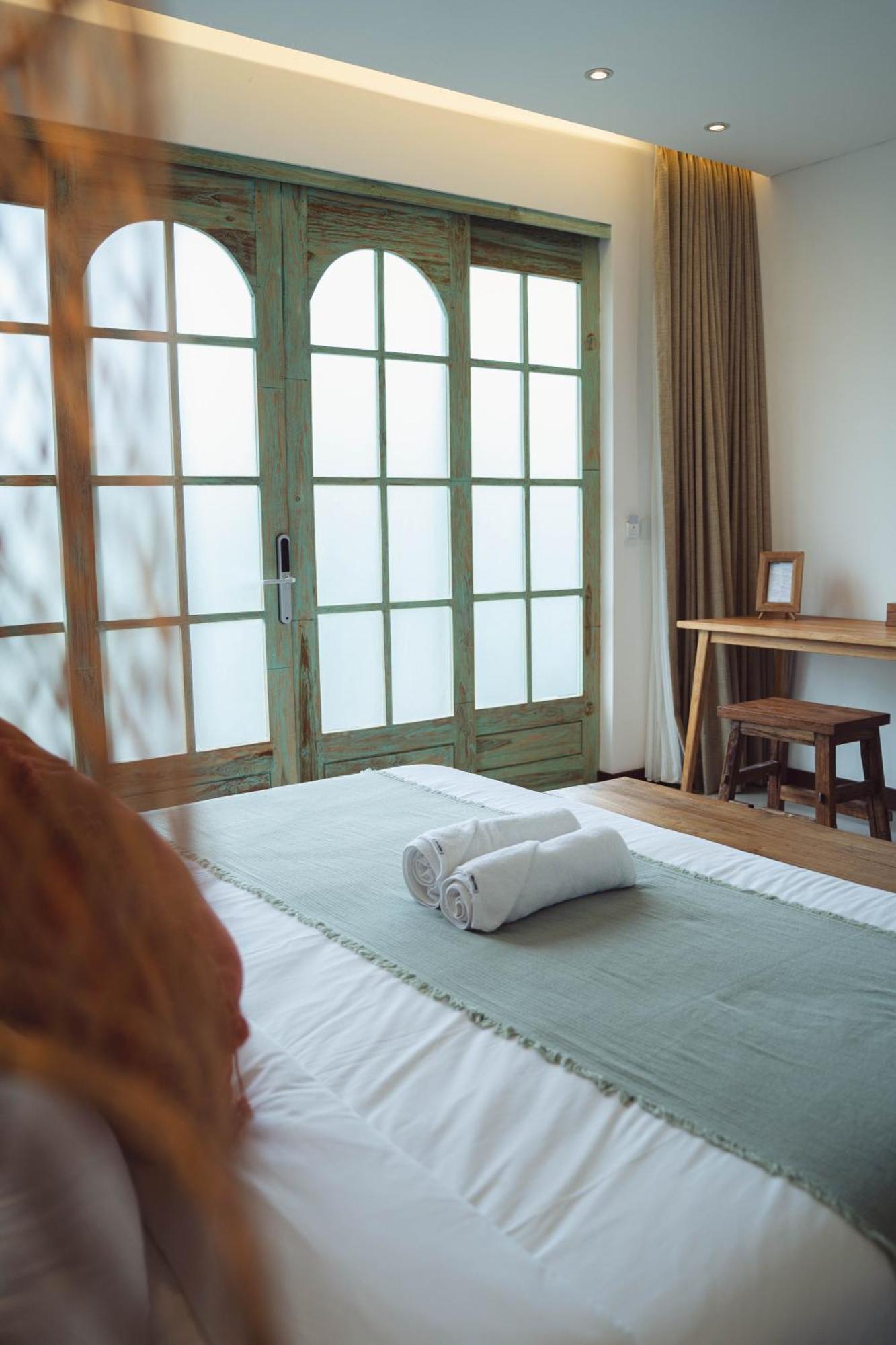 White Penny Hostel Seminyak  Ngoại thất bức ảnh