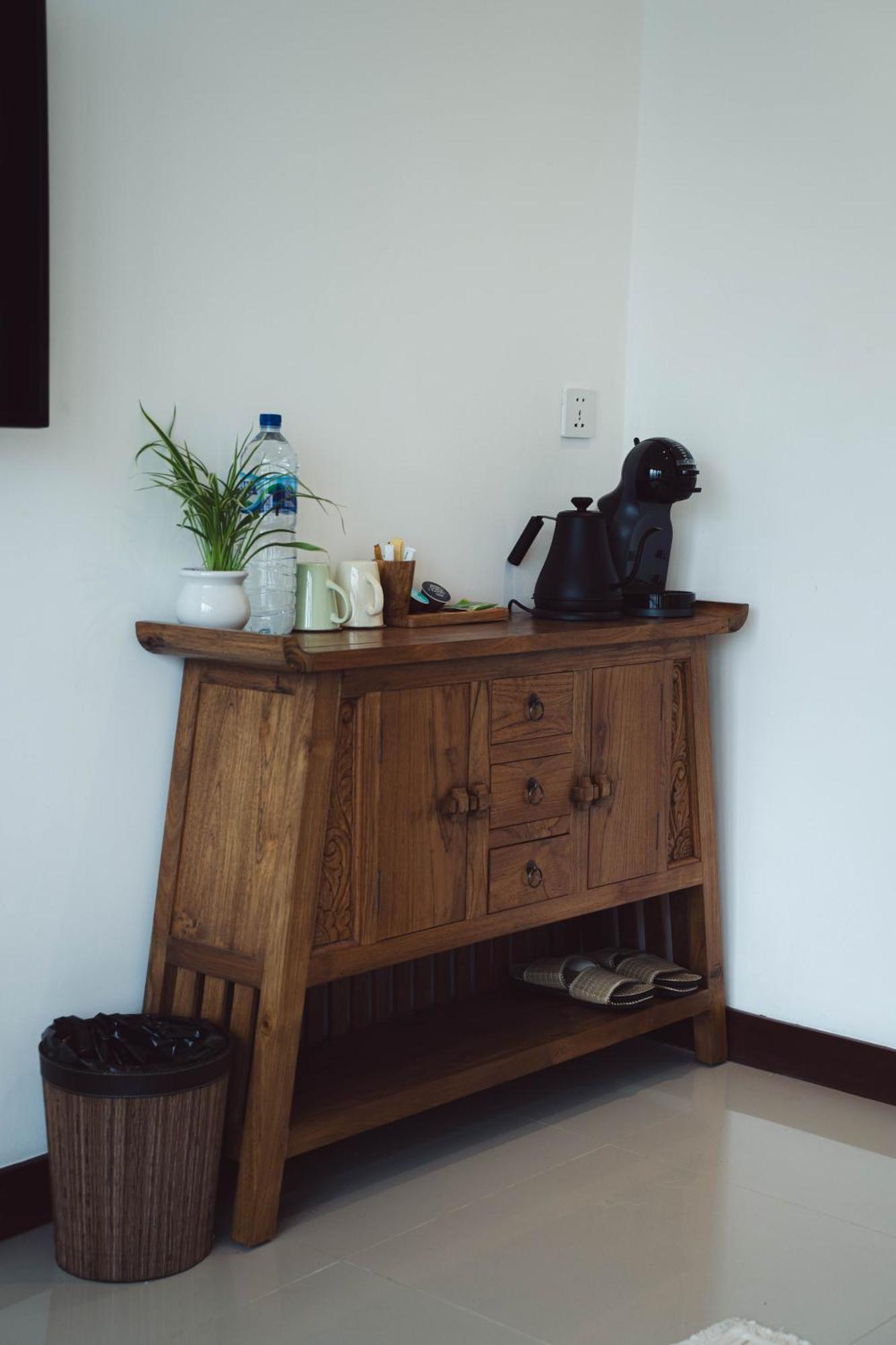 White Penny Hostel Seminyak  Ngoại thất bức ảnh